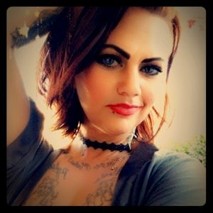 Meet your Posher, Niky